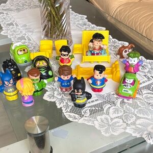 Fisher Price Little People DC Superheroes  lot mix
